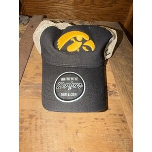 University of Iowa HAWKEYES Zephyr Black Trucker SnapBack Hat OSFM MSRP $32